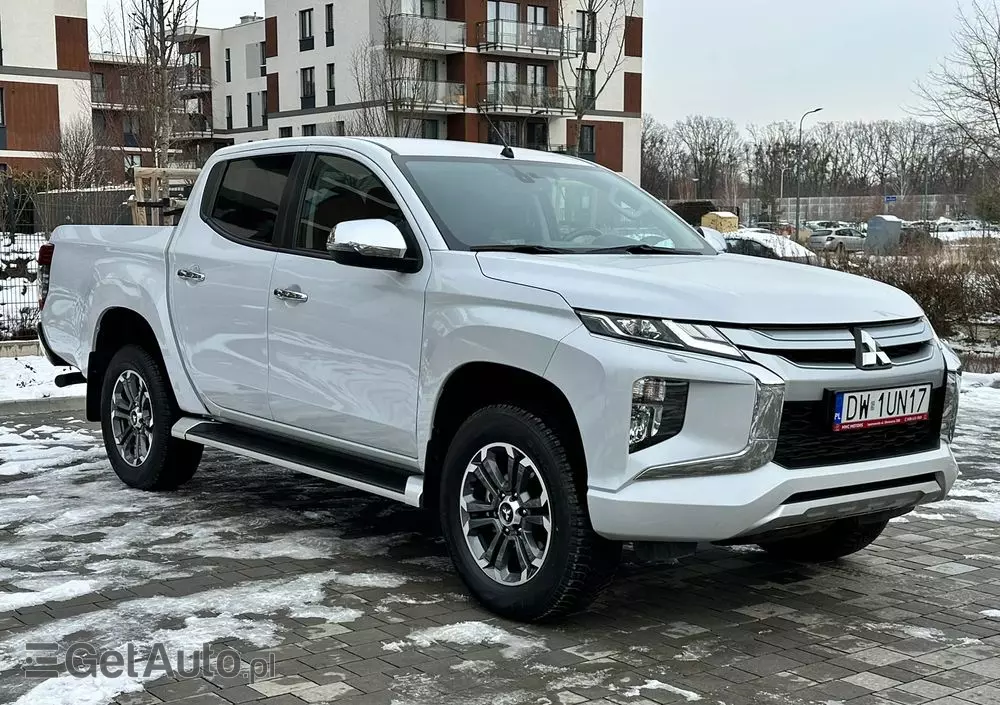 MITSUBISHI L200 2.2 d DC Instyle Plus