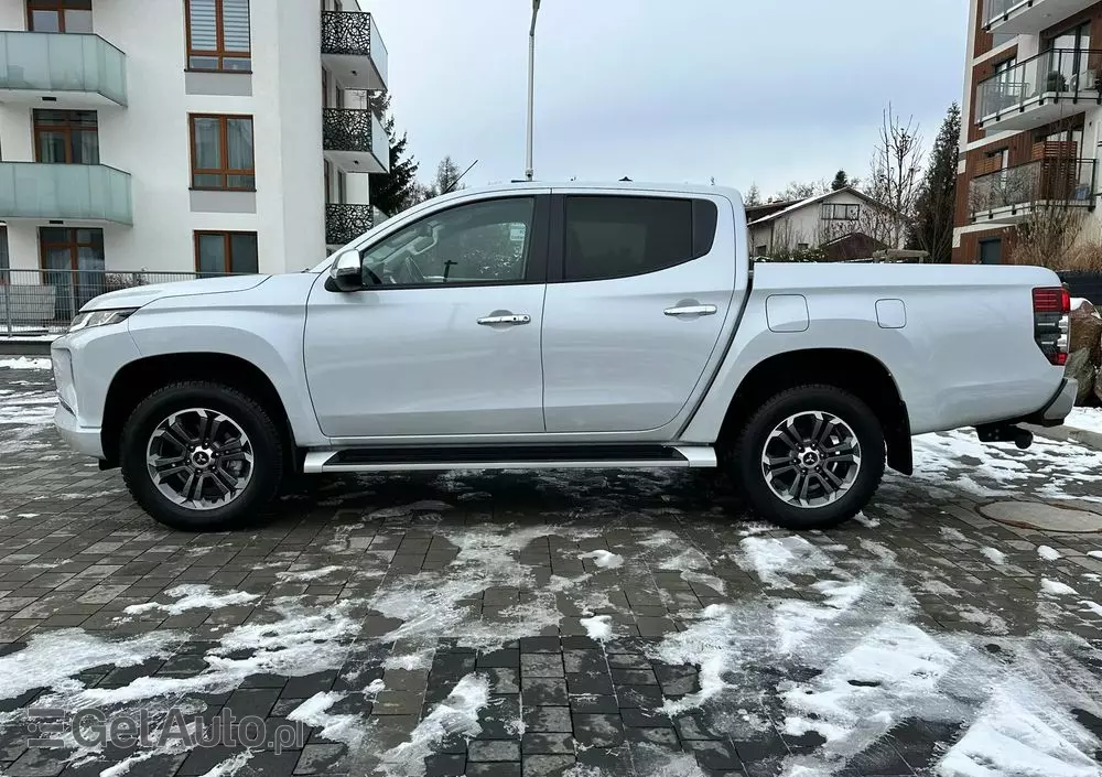 MITSUBISHI L200 2.2 d DC Instyle Plus