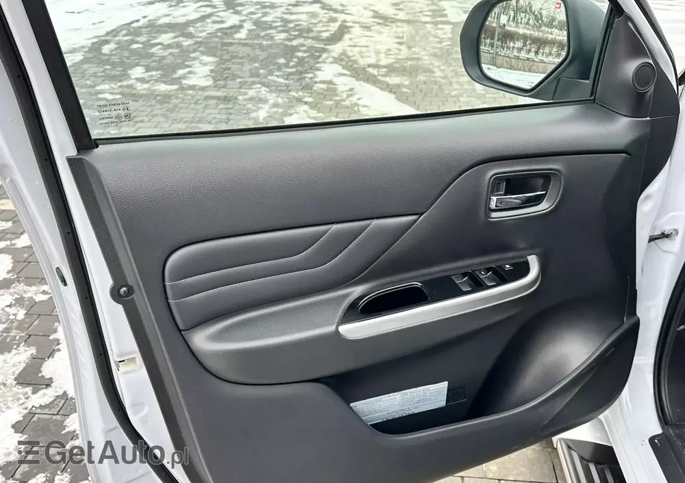 MITSUBISHI L200 2.2 d DC Instyle Plus