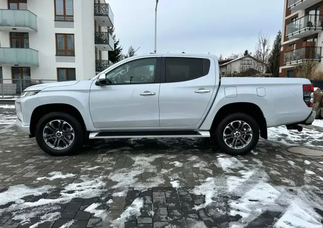 MITSUBISHI L200 2.2 d DC Instyle Plus
