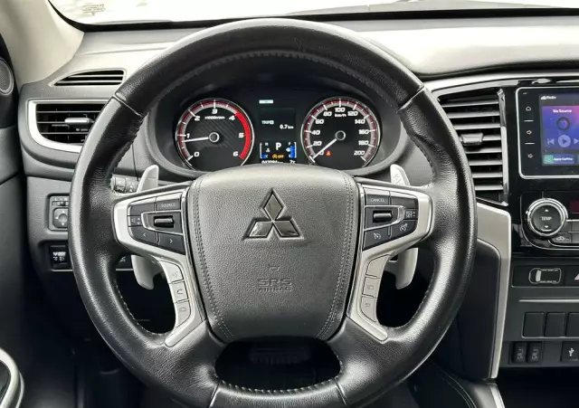 MITSUBISHI L200 2.2 d DC Instyle Plus