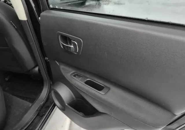 NISSAN Qashqai 2.0 tekna