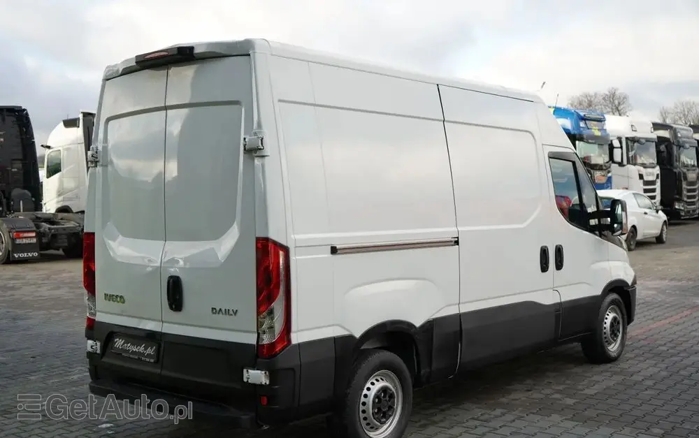 IVECO DAILY 35-140 /  BLASZAK / SPROWADZONY / 