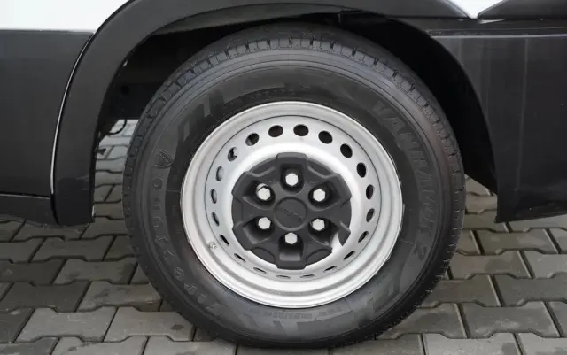 IVECO DAILY 35-140 /  BLASZAK / SPROWADZONY / 