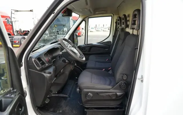 IVECO DAILY 35-140 /  BLASZAK / SPROWADZONY / 