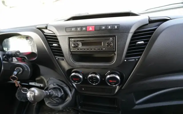 IVECO DAILY 35-140 /  BLASZAK / SPROWADZONY / 