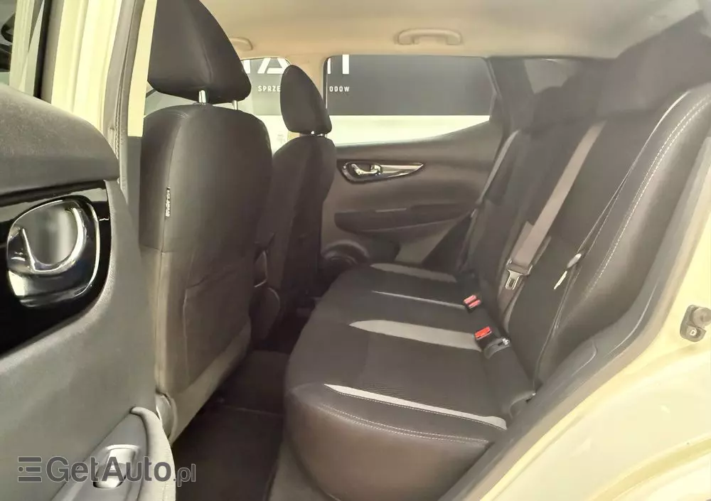 NISSAN Qashqai 1.2 DIG-T Acenta Xtronic EU6