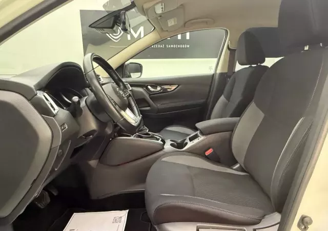 NISSAN Qashqai 1.2 DIG-T Acenta Xtronic EU6