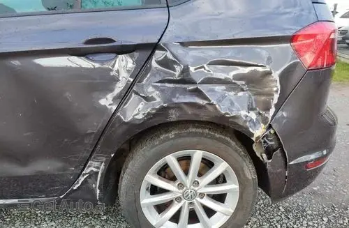 VOLKSWAGEN 1 