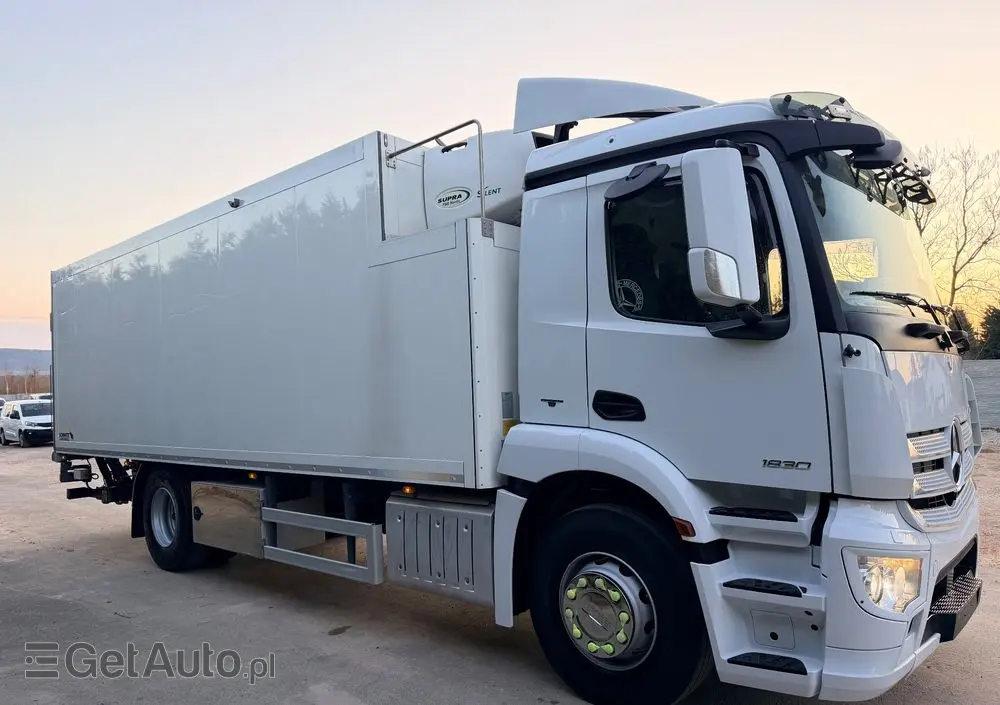 MERCEDES-BENZ ANTOS /1830/E 6/Chłodnia +Winda /18 Palet / Niski Przebieg122 Tys Km! 
