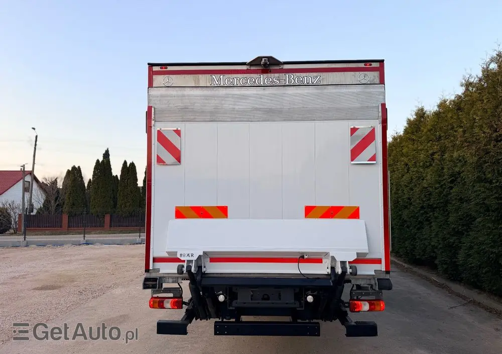 MERCEDES-BENZ ANTOS /1830/E 6/Chłodnia +Winda /18 Palet / Niski Przebieg122 Tys Km! 