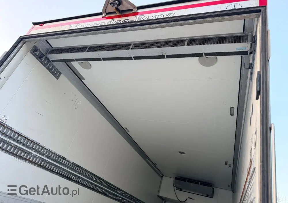 MERCEDES-BENZ ANTOS /1830/E 6/Chłodnia +Winda /18 Palet / Niski Przebieg122 Tys Km! 