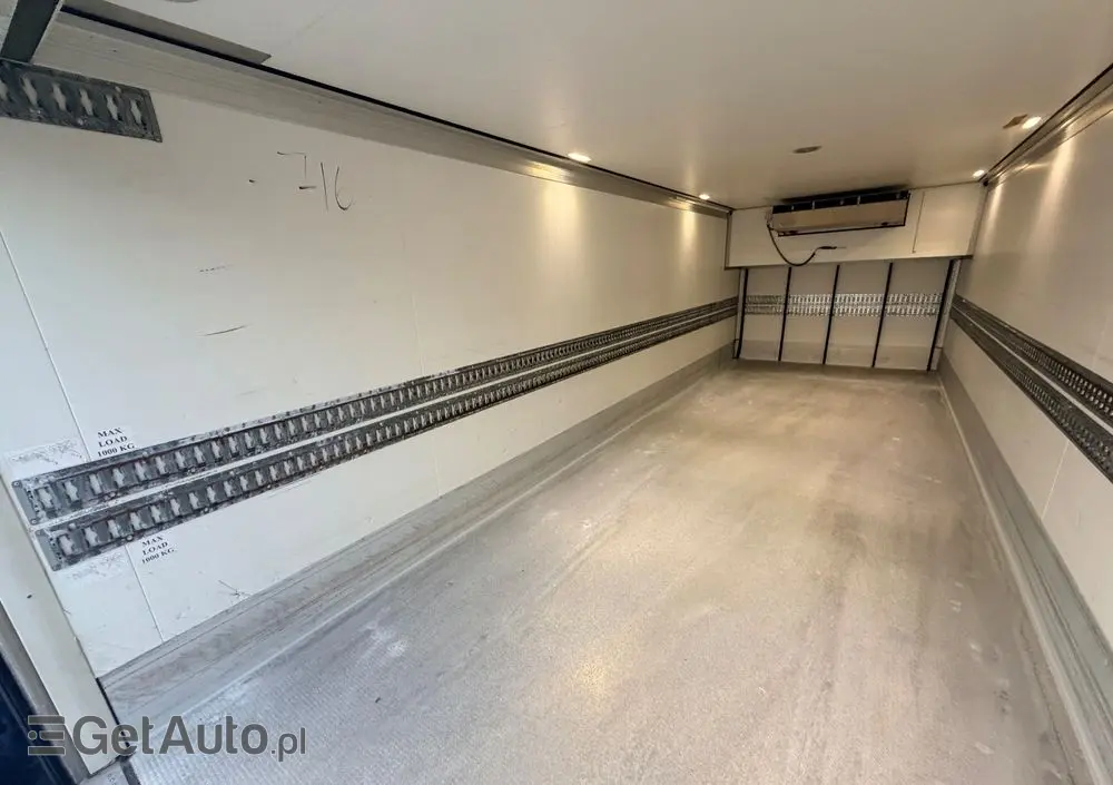 MERCEDES-BENZ ANTOS /1830/E 6/Chłodnia +Winda /18 Palet / Niski Przebieg122 Tys Km! 