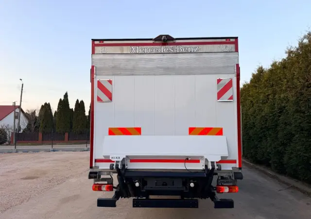 MERCEDES-BENZ ANTOS /1830/E 6/Chłodnia +Winda /18 Palet / Niski Przebieg122 Tys Km! 