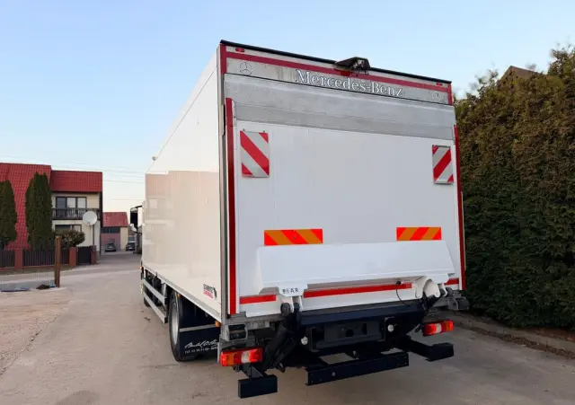 MERCEDES-BENZ ANTOS /1830/E 6/Chłodnia +Winda /18 Palet / Niski Przebieg122 Tys Km! 