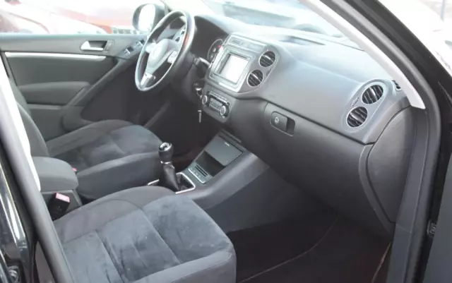 VOLKSWAGEN Tiguan 2.0 TDI BlueMot Sport&Style