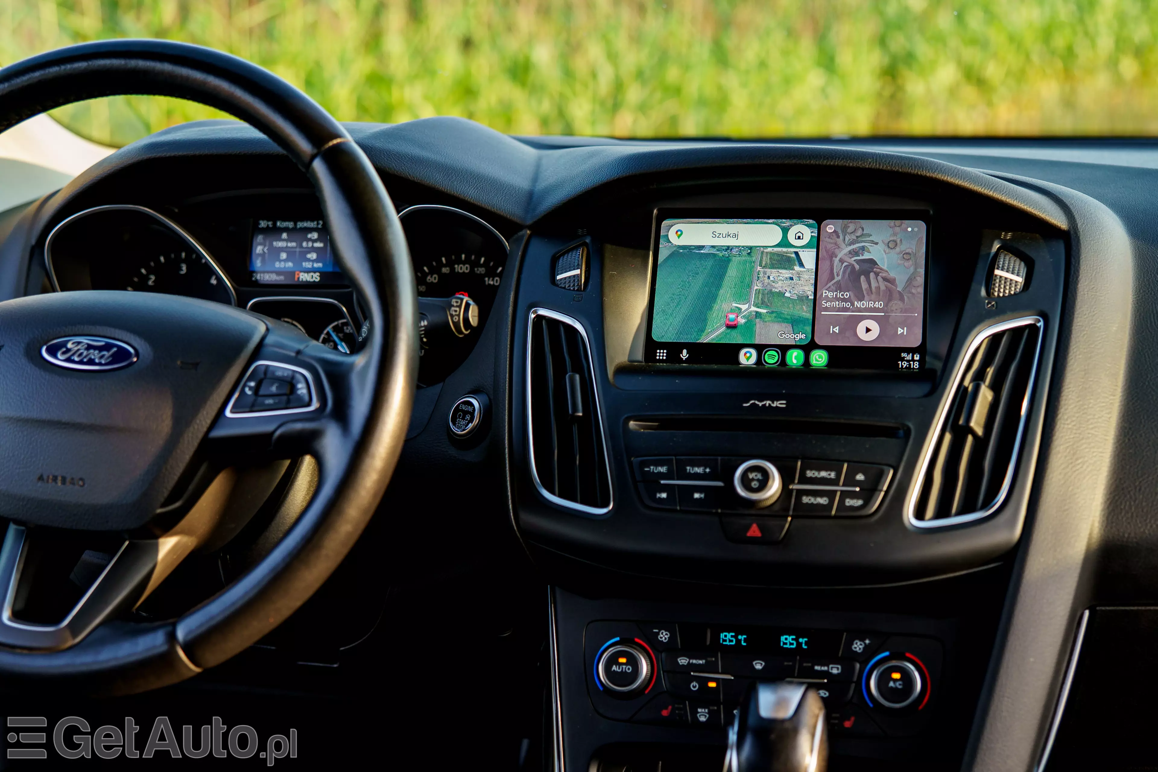 FORD Focus Titanium