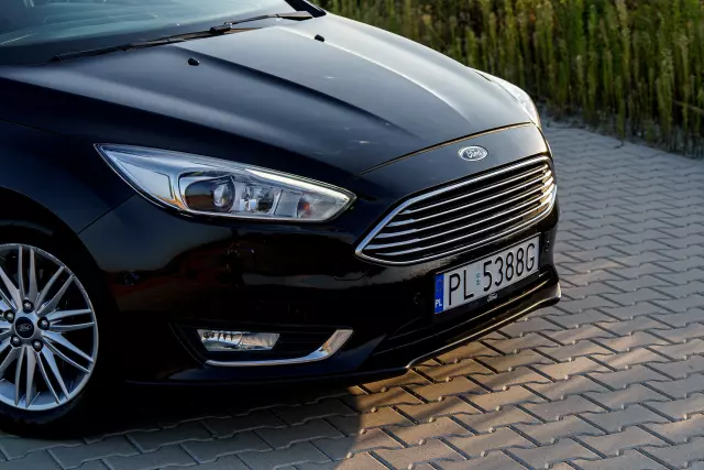 FORD Focus Titanium