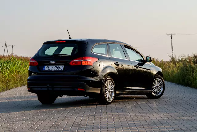 FORD Focus Titanium