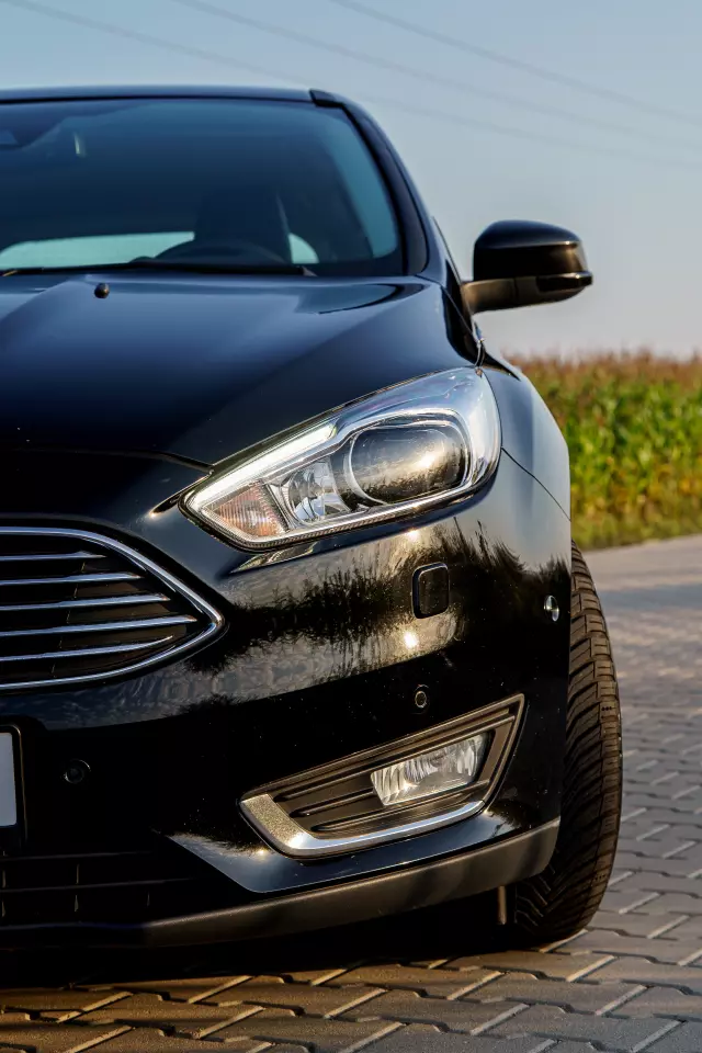 FORD Focus Titanium