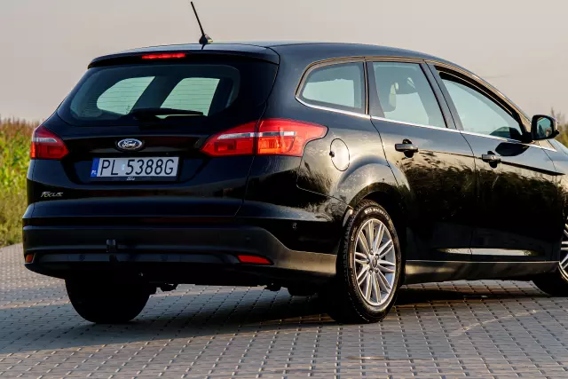 FORD Focus Titanium