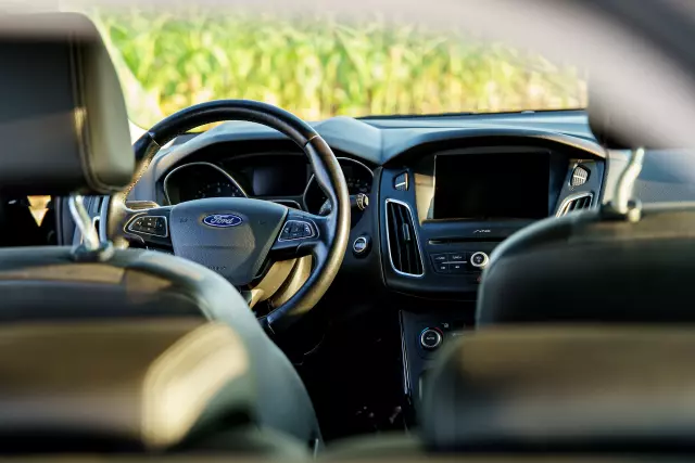 FORD Focus Titanium
