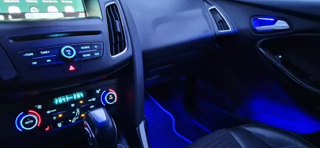 FORD Focus Titanium