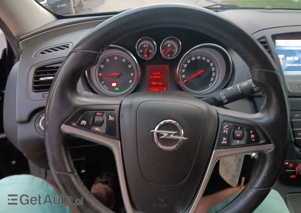 OPEL Insignia 1.8 Design Edition