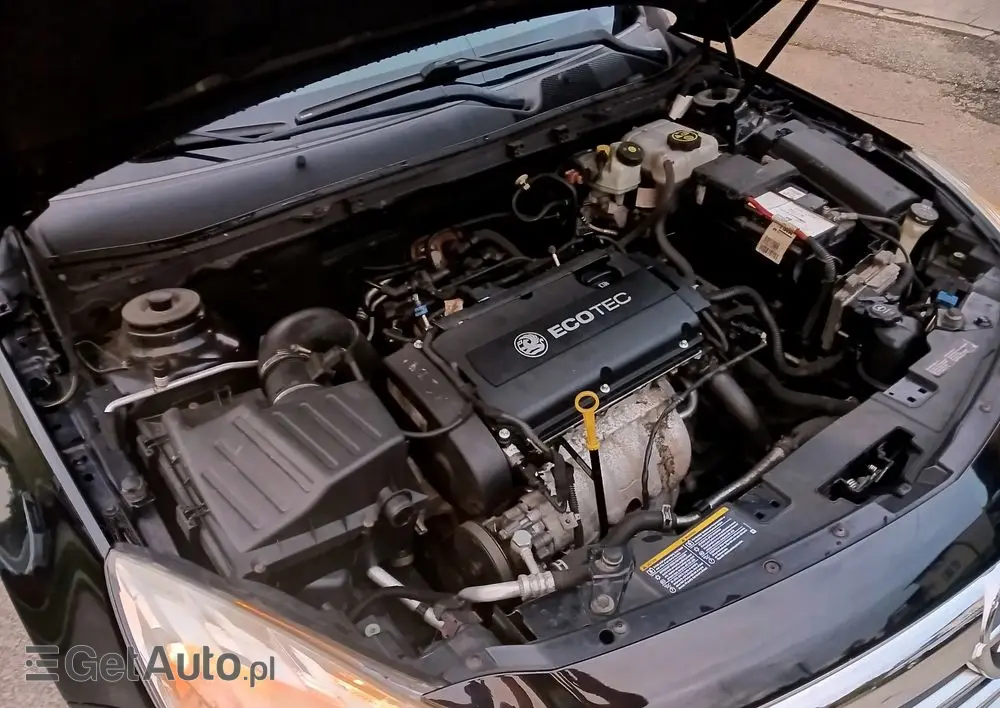 OPEL Insignia 1.8 Design Edition