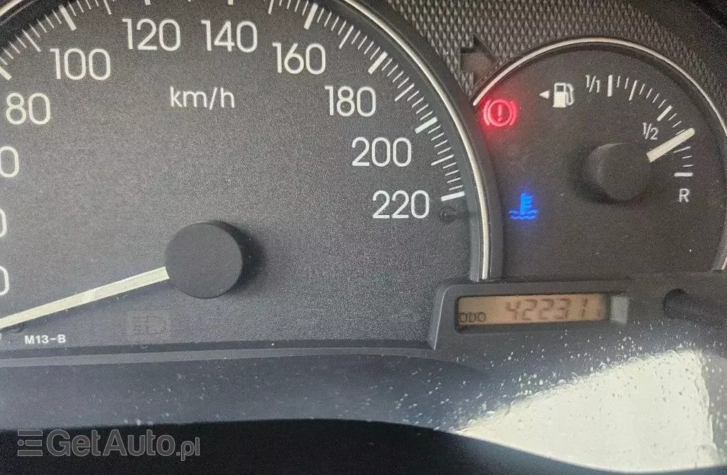 TOYOTA Avensis Verso 