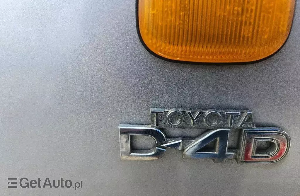 TOYOTA Avensis Verso 