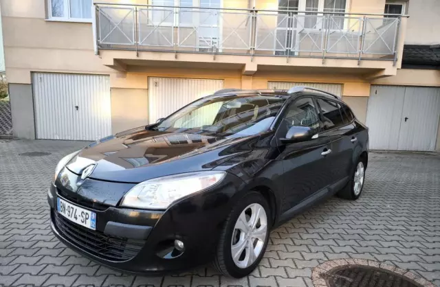 RENAULT Megane 
