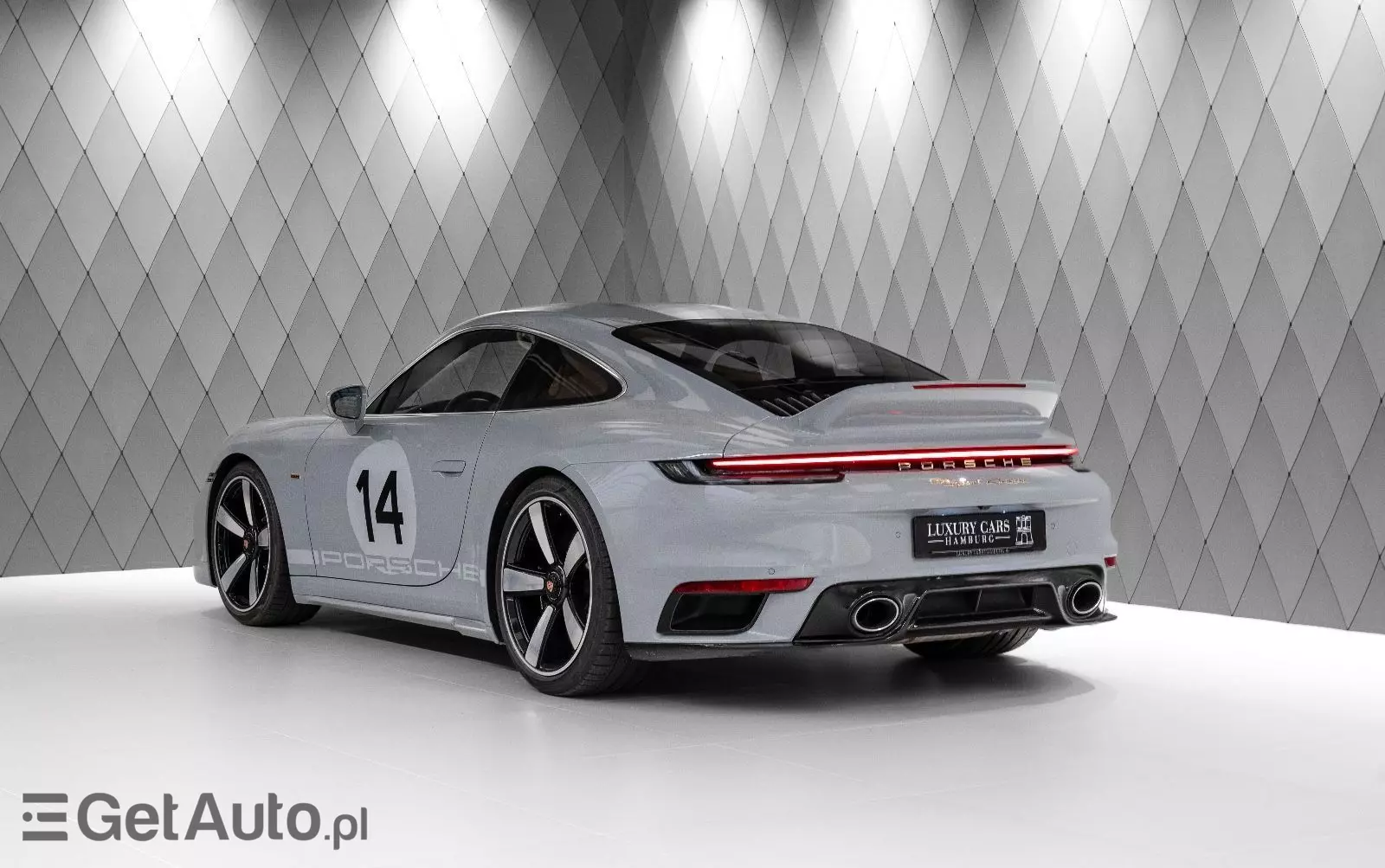 PORSCHE 911 Sport Classic