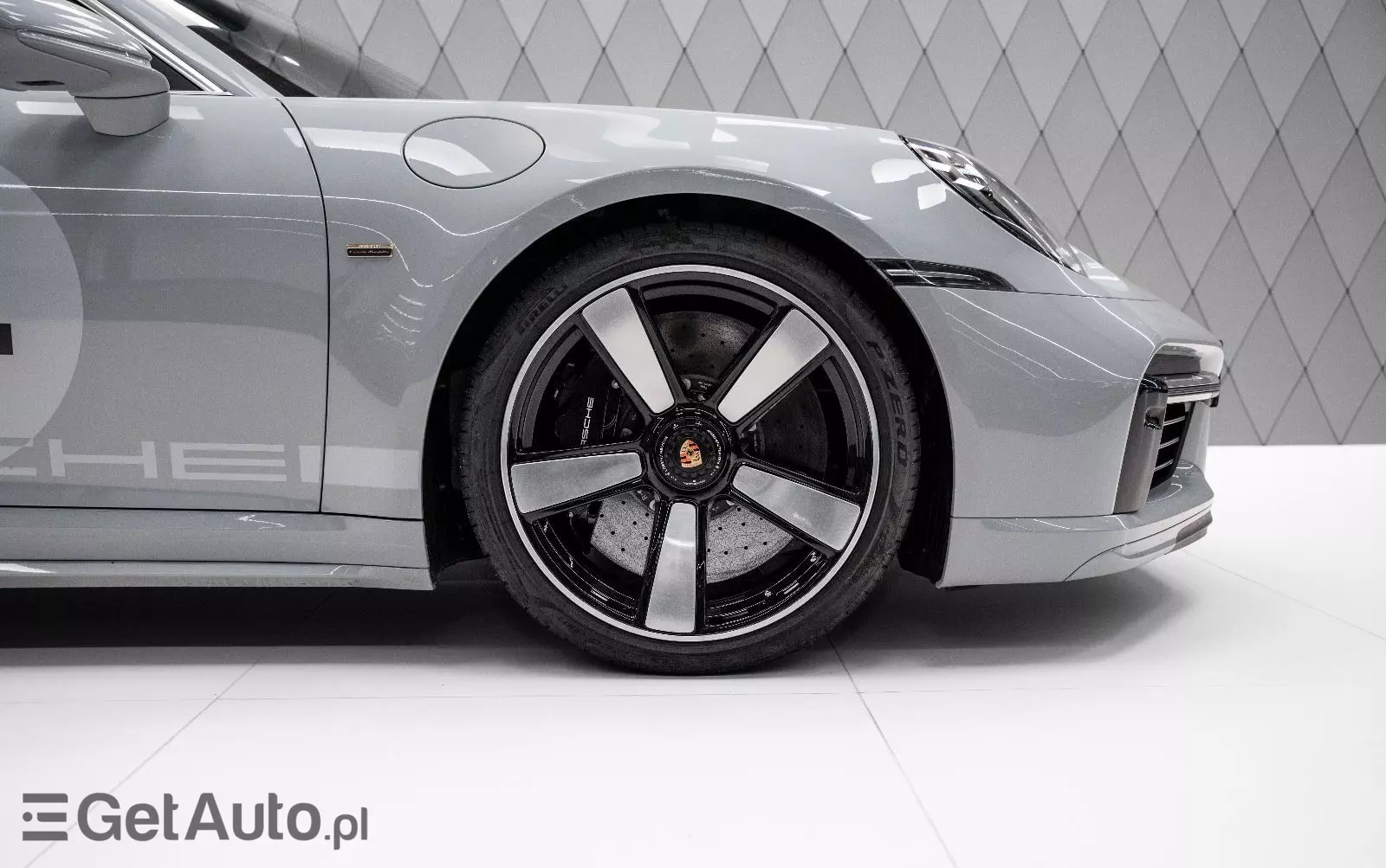 PORSCHE 911 Sport Classic