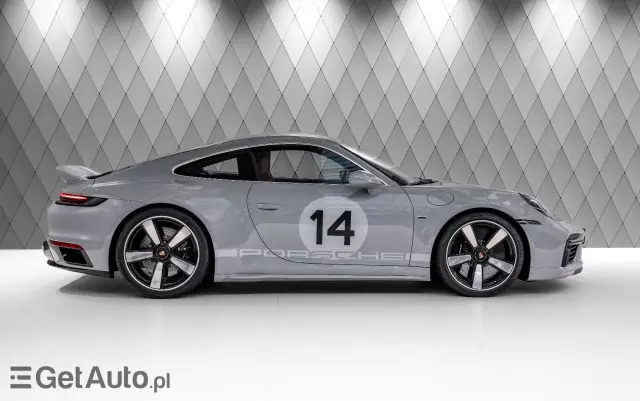 PORSCHE 911 Sport Classic