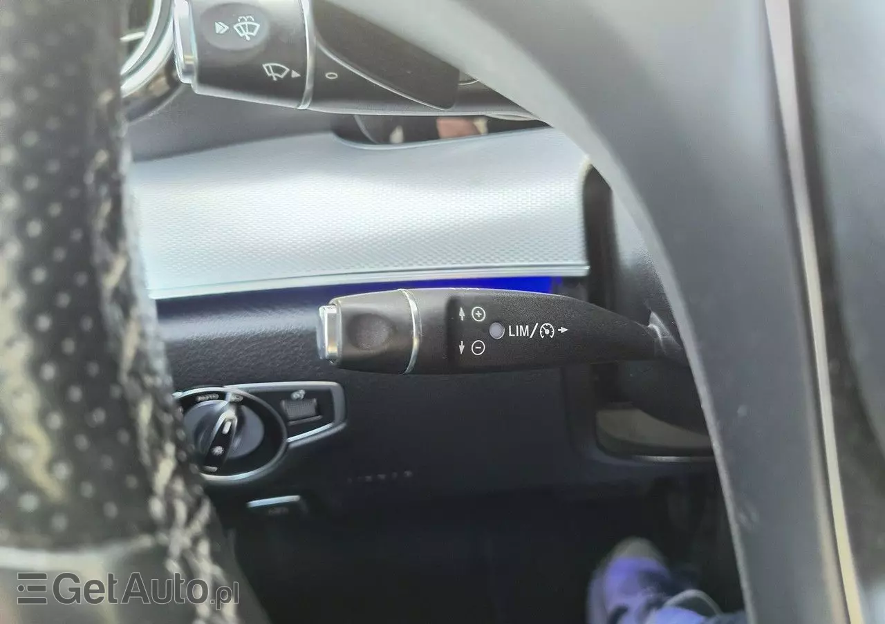 MERCEDES-BENZ Klasa E 400 4-Matic 9G-TRONIC