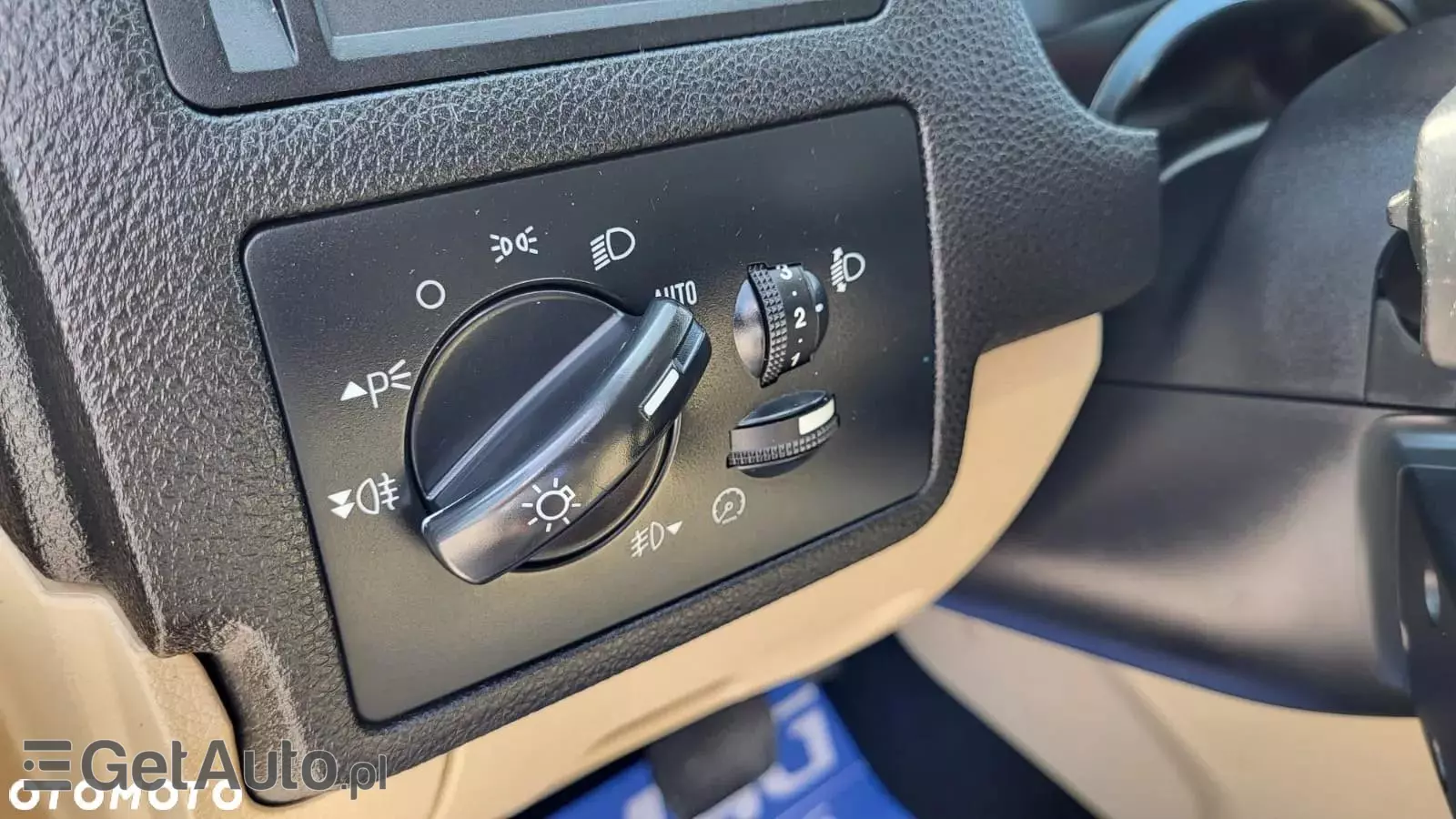 FORD Focus C-Max 1.6 TDCi DPF Durashift-CVT Connection