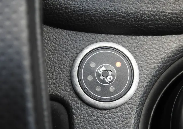 SSANGYONG/KGM Korando 2.0 2WD Quartz