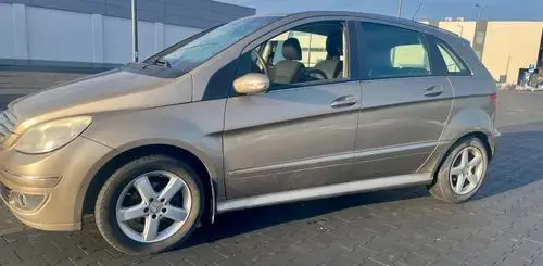 MERCEDES-BENZ Klasa B 