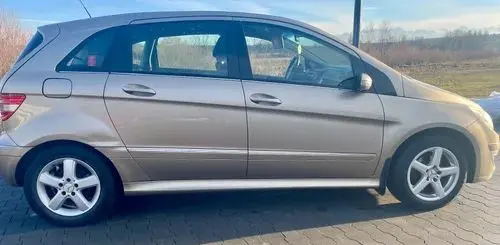 MERCEDES-BENZ Klasa B 