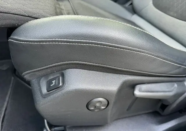 OPEL Grandland X 1.6 T Elegance Business Pack S&S