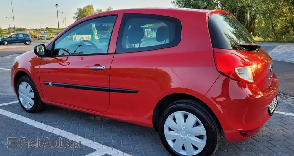 RENAULT Clio 1.2 16V 75 Expression