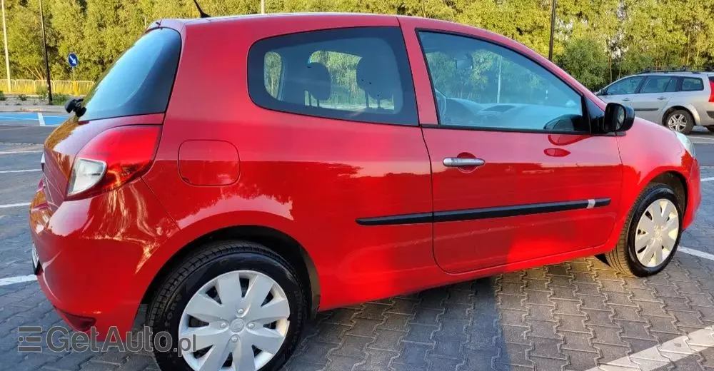 RENAULT Clio 1.2 16V 75 Expression