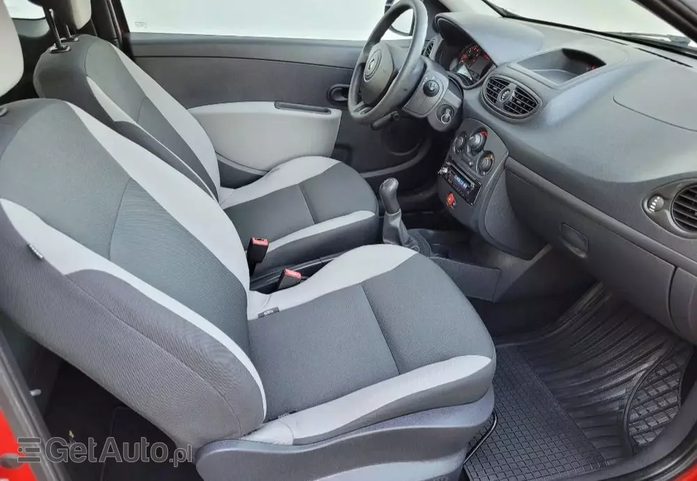 RENAULT Clio 1.2 16V 75 Expression