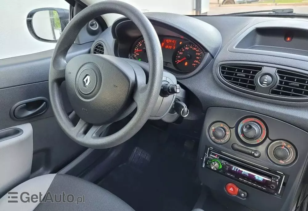 RENAULT Clio 1.2 16V 75 Expression