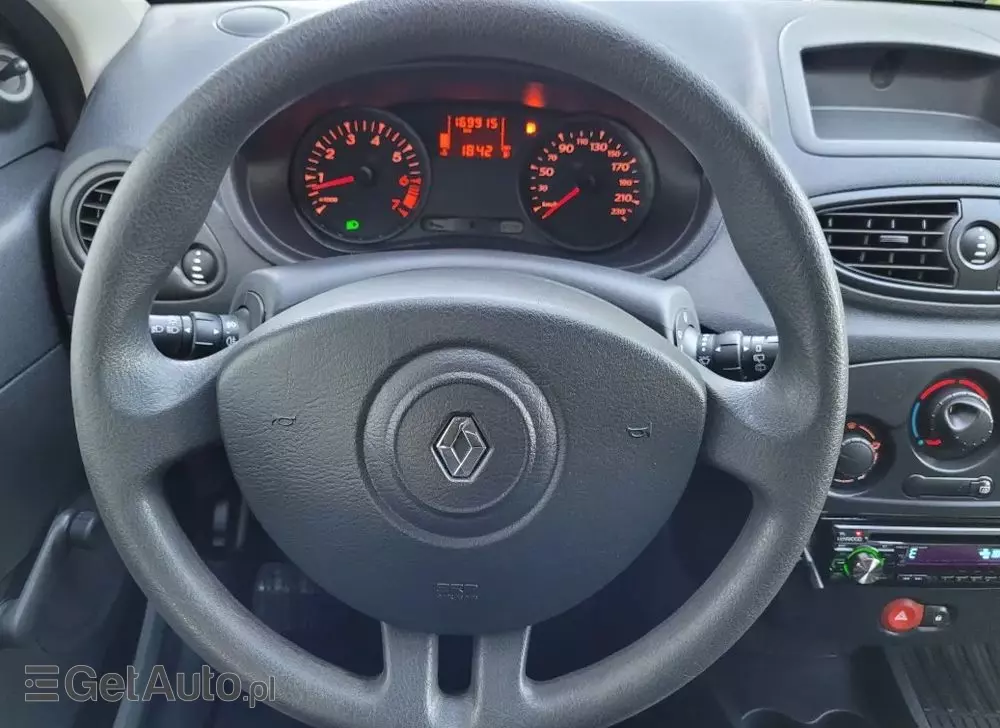 RENAULT Clio 1.2 16V 75 Expression