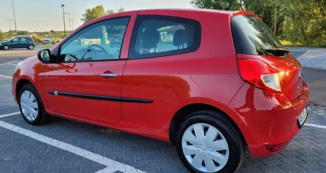 RENAULT Clio 1.2 16V 75 Expression