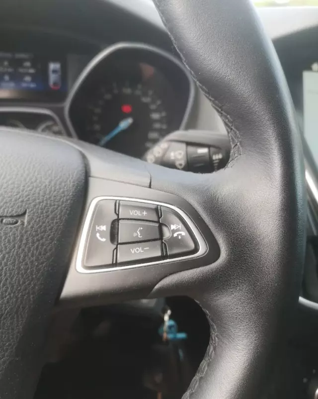 FORD Focus 1.0 EcoBoost Active Business