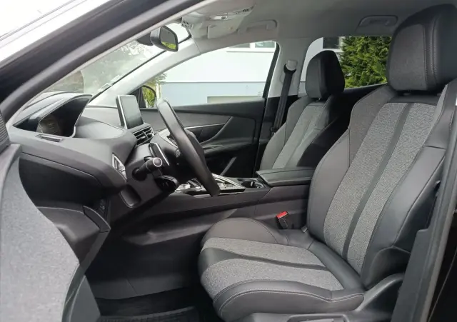 PEUGEOT 3008 1.2 PureTech GPF Allure S&S EAT8