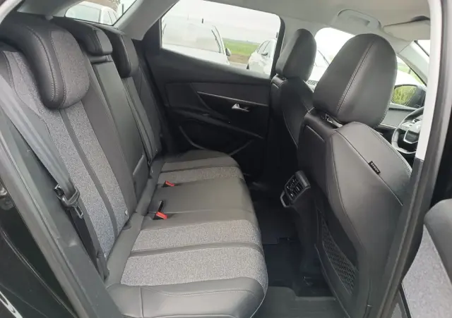 PEUGEOT 3008 1.2 PureTech GPF Allure S&S EAT8